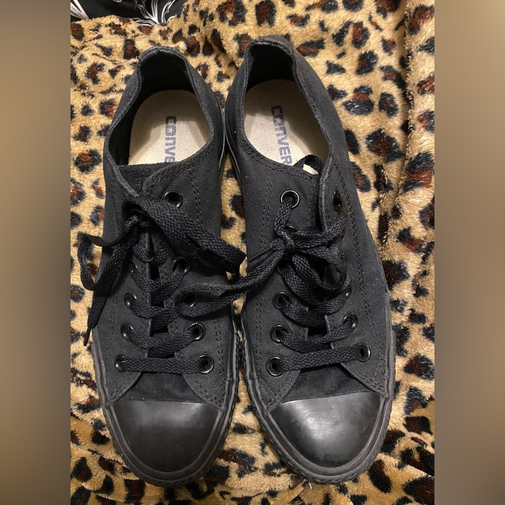 Converse All Black Canvas Sneakers Unisex